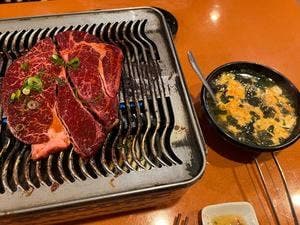 肉屋直営焼き肉とワインの店 Kazu屋