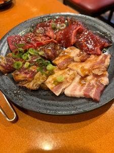 肉屋直営焼き肉とワインの店 Kazu屋