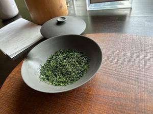 茶愉 ひねもす