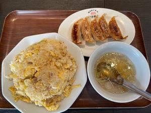 薄皮餃子専門 渋谷餃子 新宿西口店