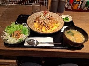 軍鶏と和豚 黒松屋 八重洲南口店