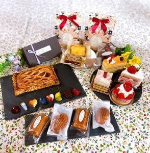 PATISSERIE KOMAKUSA