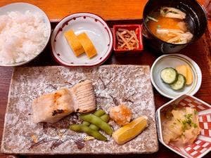 とゝや 魚新