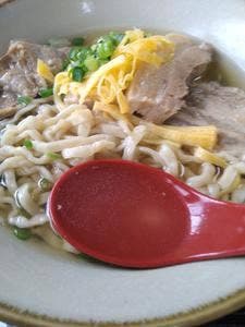 沖縄そば まるかみ