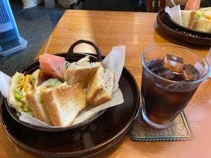 権べ衛