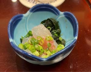 すし半