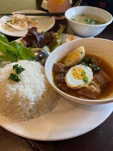 本格ベトナム料理店 チャンクイン