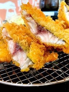 とんかつ & とり天 しげのや食堂