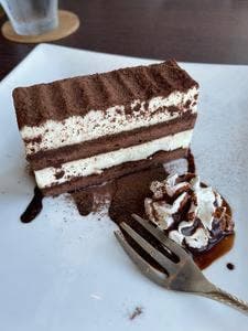 VINTAGE CAFE