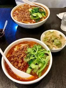 中国料理 西安刀削麺