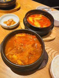 妻家房 中之島フェスティバルプラザ店