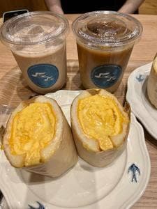 つばめパン&Milk mozoワンダーシティ店