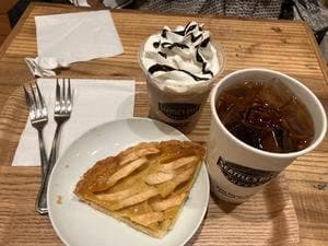 シナボン・シアトルズベストコーヒー ルクア大阪店