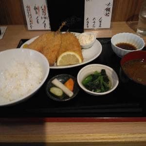 居酒屋 七ツ半