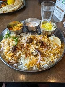 アジアンダイニングルンビニ おおたかの森店