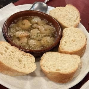 ラ・ピカーダ・デ・トレス スペインバル＆レストラン ワイン・ビアバー