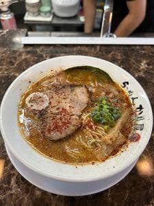 自家製麺 ら～めん かり屋