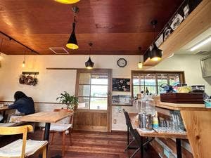 cafe flat