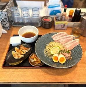 ラーメンたろう三宮店