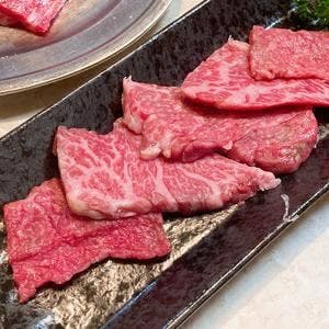 炭火焼肉 丸三