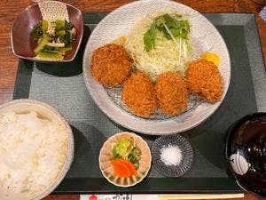 とんかつ専門店からり