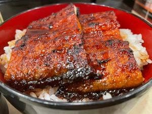 名代 宇奈とと 神戸元町店