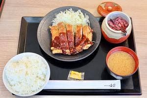からしげ 高針台店