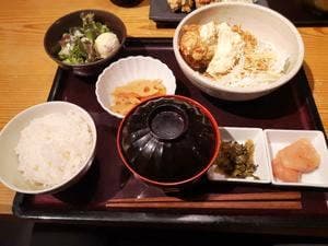 やまのや市場
