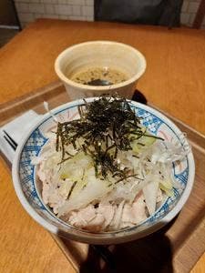 肉そば 右衛門