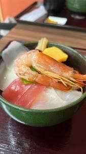 海鮮伊三郎