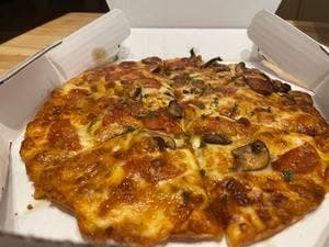ピザーラ 鎌倉店
