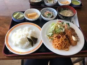喫茶 ゆり