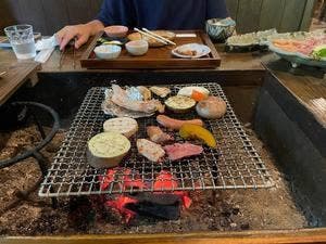 炭火焼 二三更