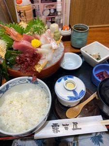 霧笛屋 KITTEグランシェ店