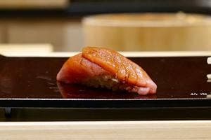 寿司と日本料理 新宿 よねがみ