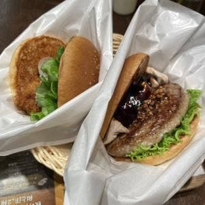フレッシュネスバーガー 日本橋三井タワー店