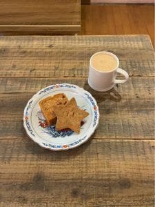 amber chai & bake
