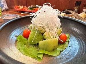 酒場 小八
