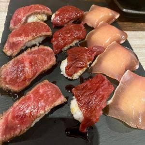 創作串焼きと串揚げ 肉寿司 個室居酒屋 KUSHIEMON-串笑門- 刈谷店