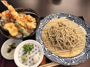 蕎麦TOMBOW