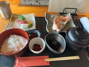 三二六