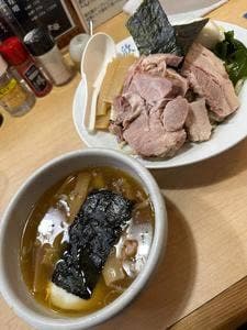 欣家