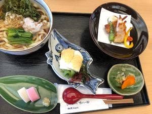 鈴廣かまぼこ 江の浦店