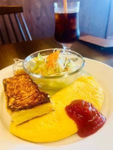 洋食とカフェ きいろのスプーン