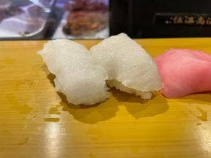 牡蠣とワイン立喰い すしまる