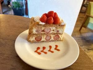 カフェ マムーニア