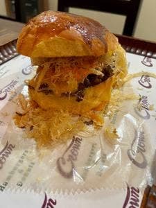 Crown Hamburgers&Donuts