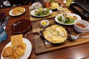 グリルアンドベーカリー ザ シーズン ミント神戸店