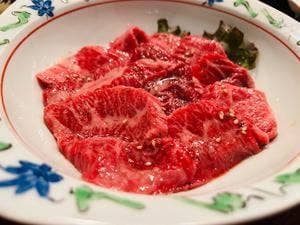 炭火焼肉 次三郎