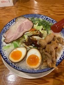 博多ラーメン鶴亀堂 長久手図書館通り店